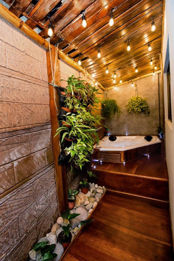 Casa Suculenta ,Monteverde Con Jacuzzi Privado Y Lavanderia エクステリア 写真